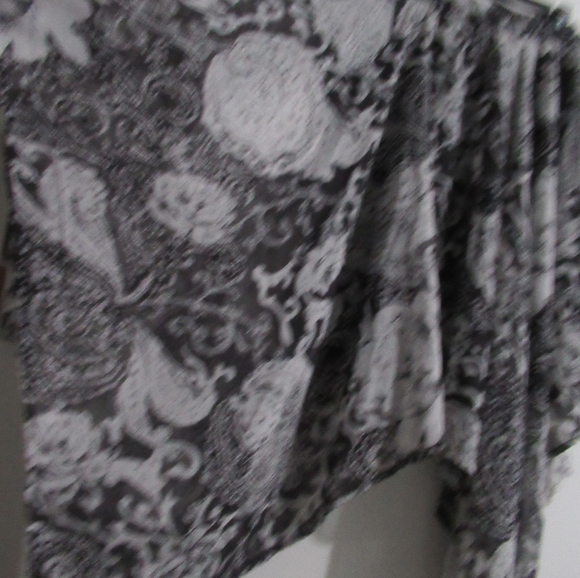 NWT Skirt medium - Picture 6 of 7